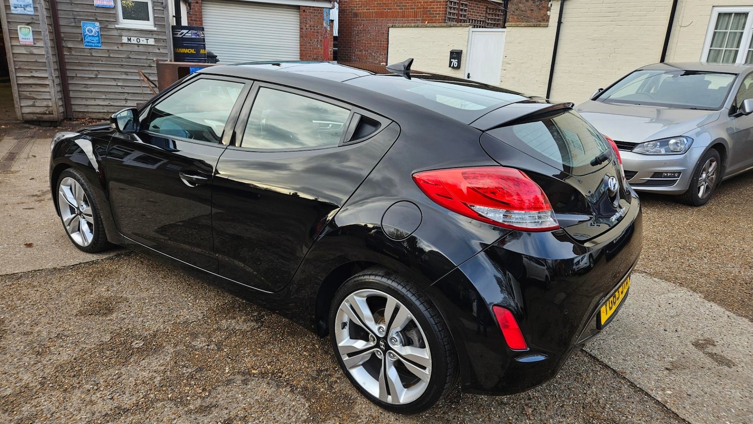 Used Hyundai Veloster 2013 for sale - 76638923: Photo 3