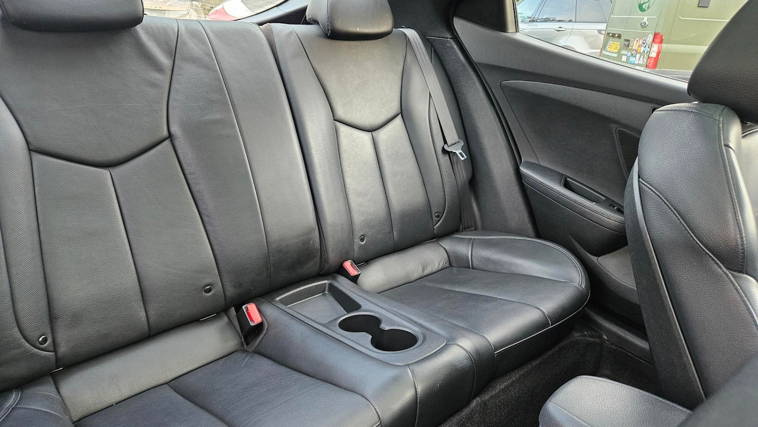 Used Hyundai Veloster 2013 for sale - 76638923: Photo 8