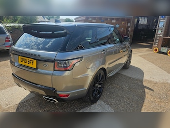 Used Land Rover Range Rover Sport 2019 for sale - 75557292: Photo
