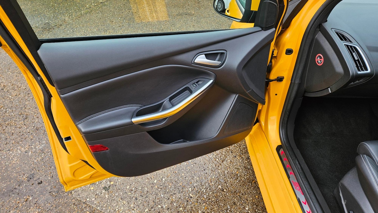 Used Ford Focus 2015 for sale - 77489967: Photo 12