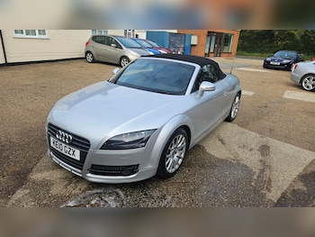 Used Audi TT 2010 for sale - 76037952: Photo
