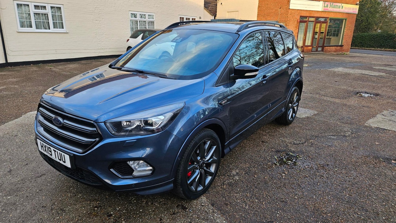 Used Ford Kuga 2019 for sale - 76858636: Photo 2