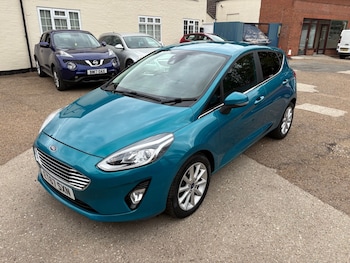 Used Ford Fiesta 2018 for sale - 79444576: Photo