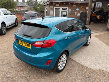 Used Ford Fiesta 2018 for sale - 79444576: Photo