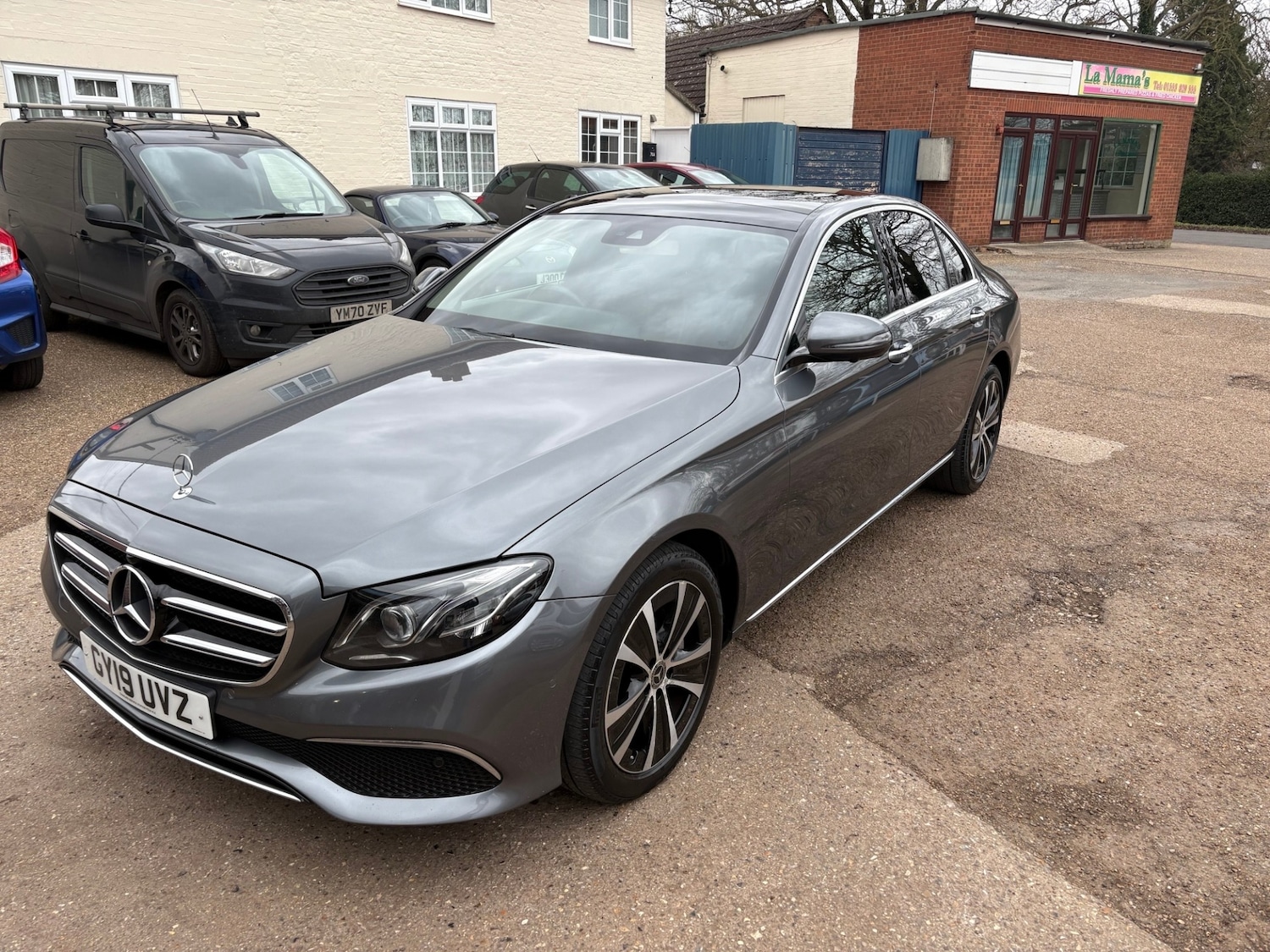 Used Mercedes-Benz E Class 2019 for sale - 77687466: Photo 2