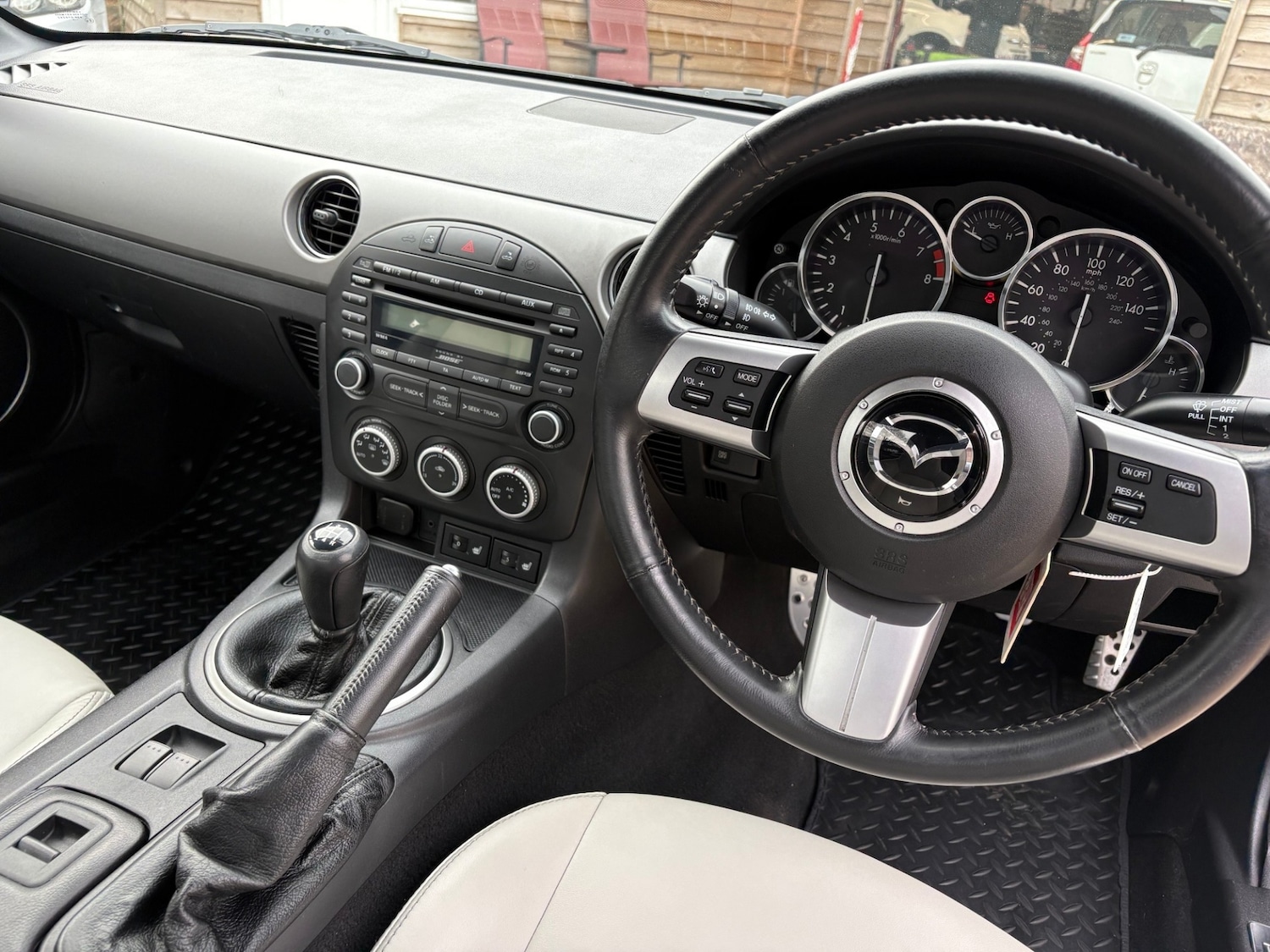 Used Mazda MX-5 2011 for sale - 77591493: Photo 7