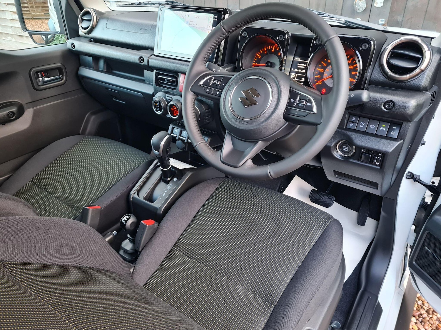 Used Suzuki Jimny for sale - 77839378: Photo 5