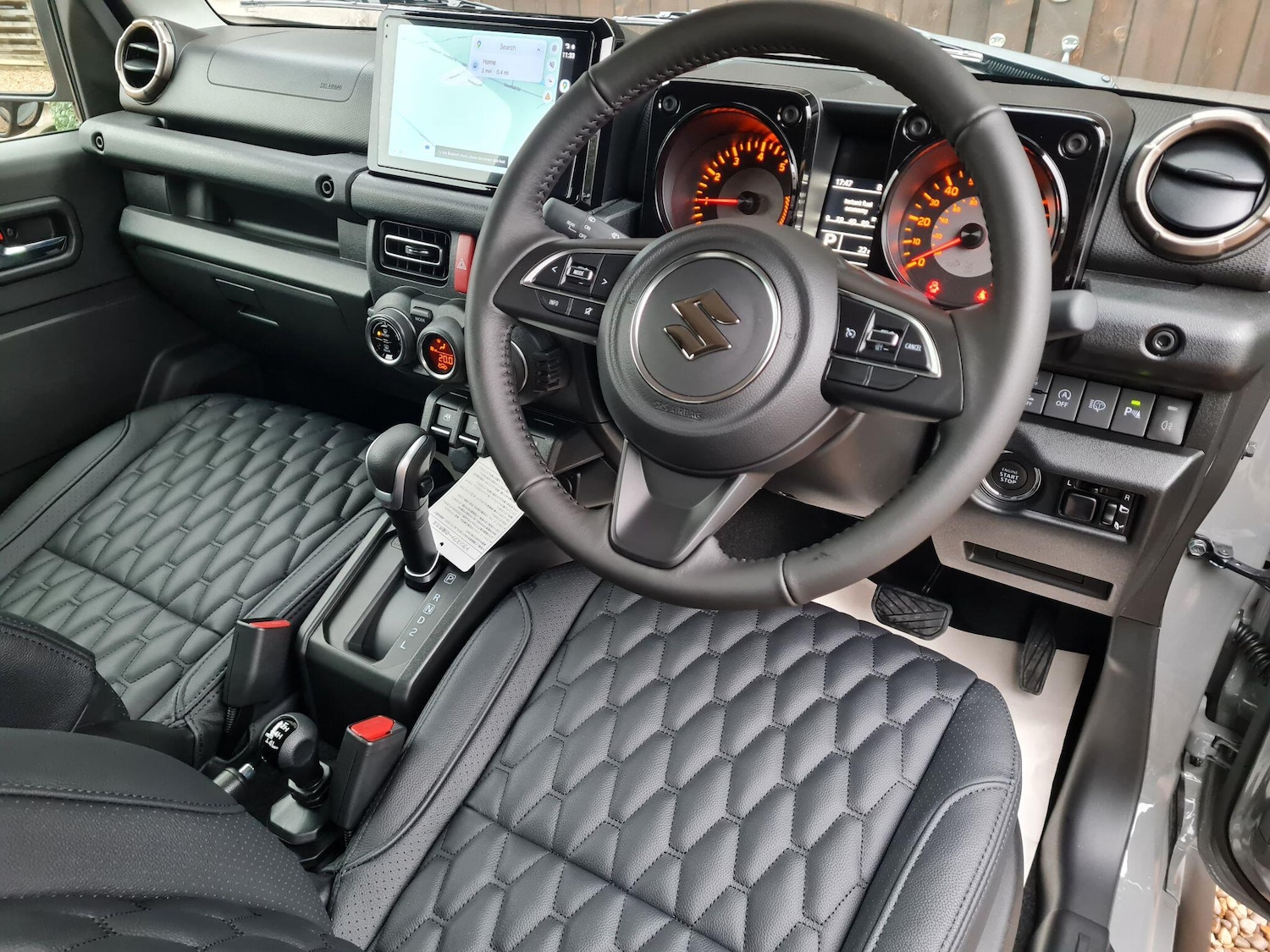 Used Suzuki Jimny for sale - 77057411: Photo 6