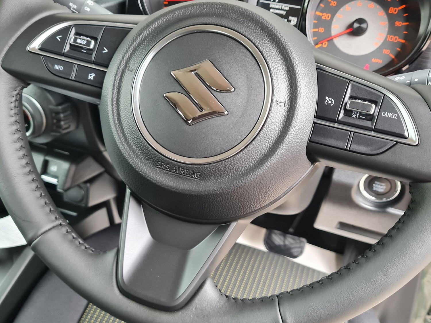 Used Suzuki Jimny for sale - 77330728: Photo 15