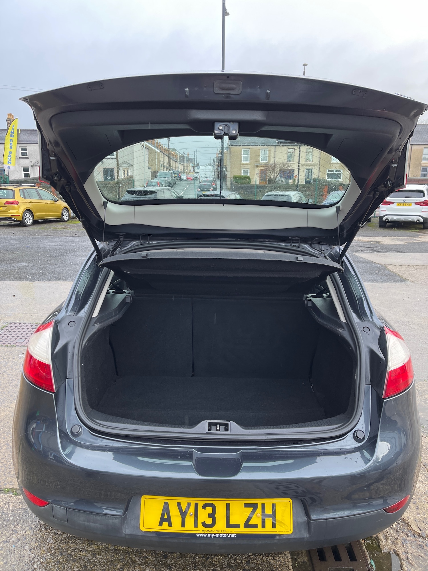 Used Renault Megane 2013 for sale - 77475023: Photo 7