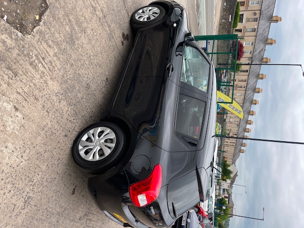 Used Suzuki Swift 2019 for sale - 67864692: Photo 2