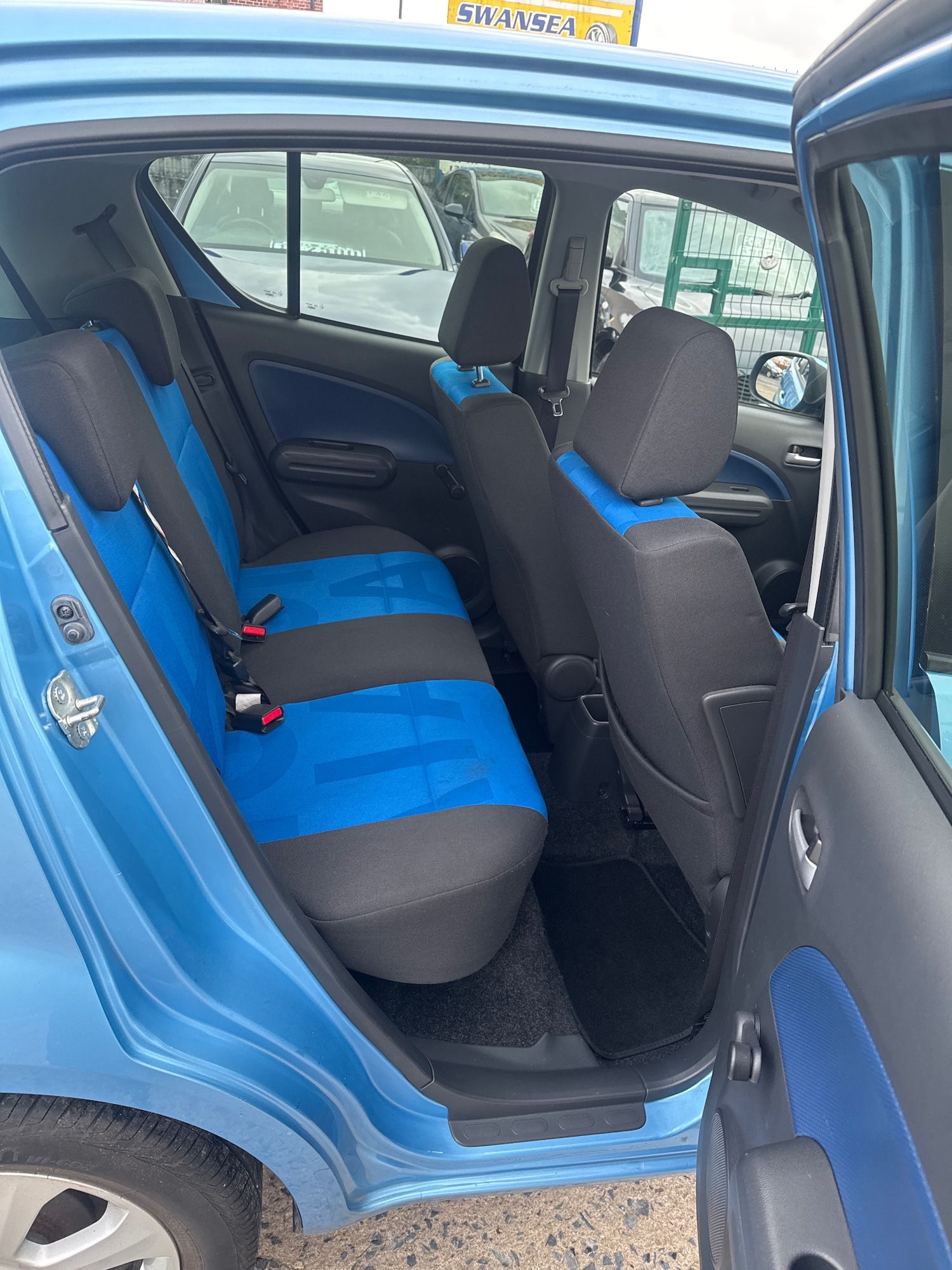 Used Vauxhall Agila 2010 for sale - 76567826: Photo 4