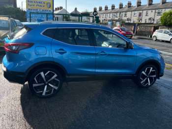 Used Nissan Qashqai 2017 for sale - 72681844: Photo