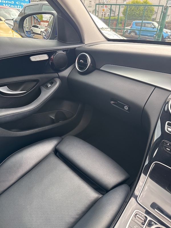 Used Mercedes-Benz C Class 2016 for sale - 74551414: Photo 2