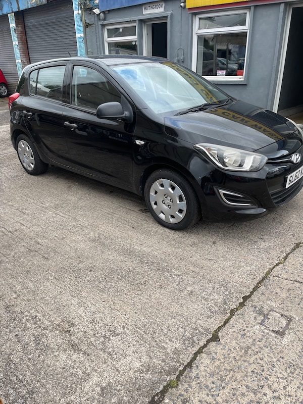 Used Hyundai i20 2013 for sale - 71322175: Photo 2