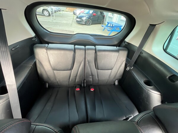 Used Mazda Mazda5 2010 for sale - 71405783: Photo 6