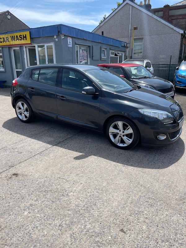 Used Renault Megane 2013 for sale - 71094158: Photo 2