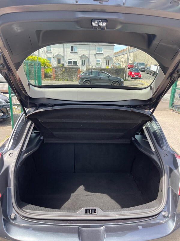 Used Renault Megane 2013 for sale - 71094158: Photo 7