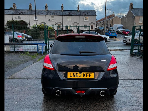 Used Suzuki Swift 2013 for sale - 69054767: Photo 1