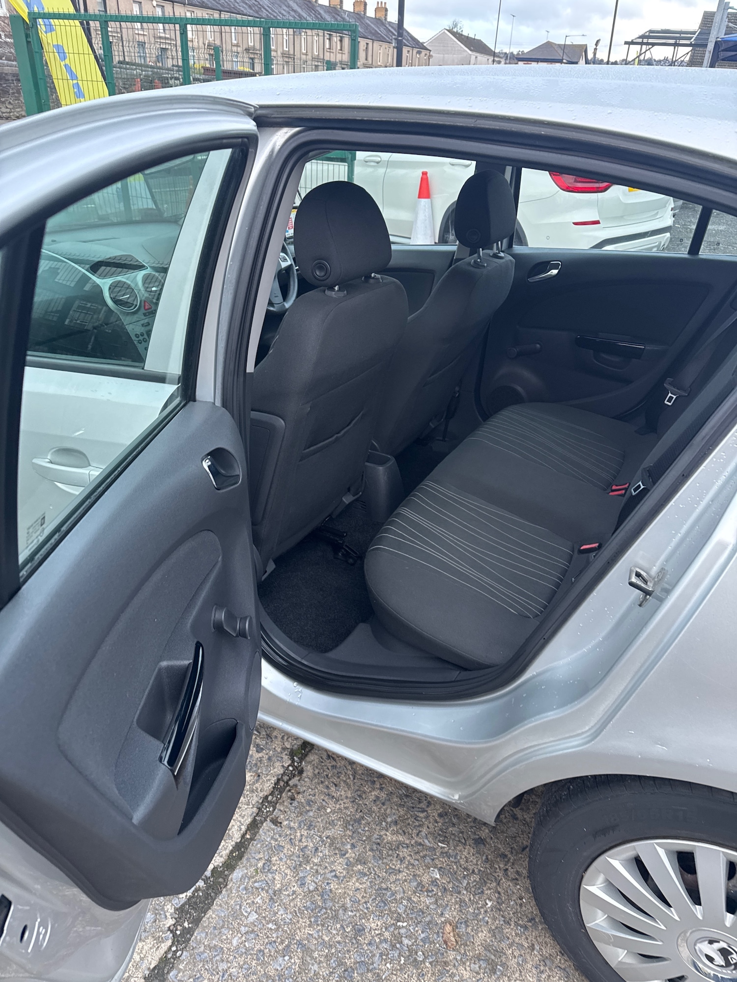 Used Vauxhall Corsa 2009 for sale - 76594508: Photo 10