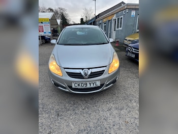 Vauxhall - Corsa