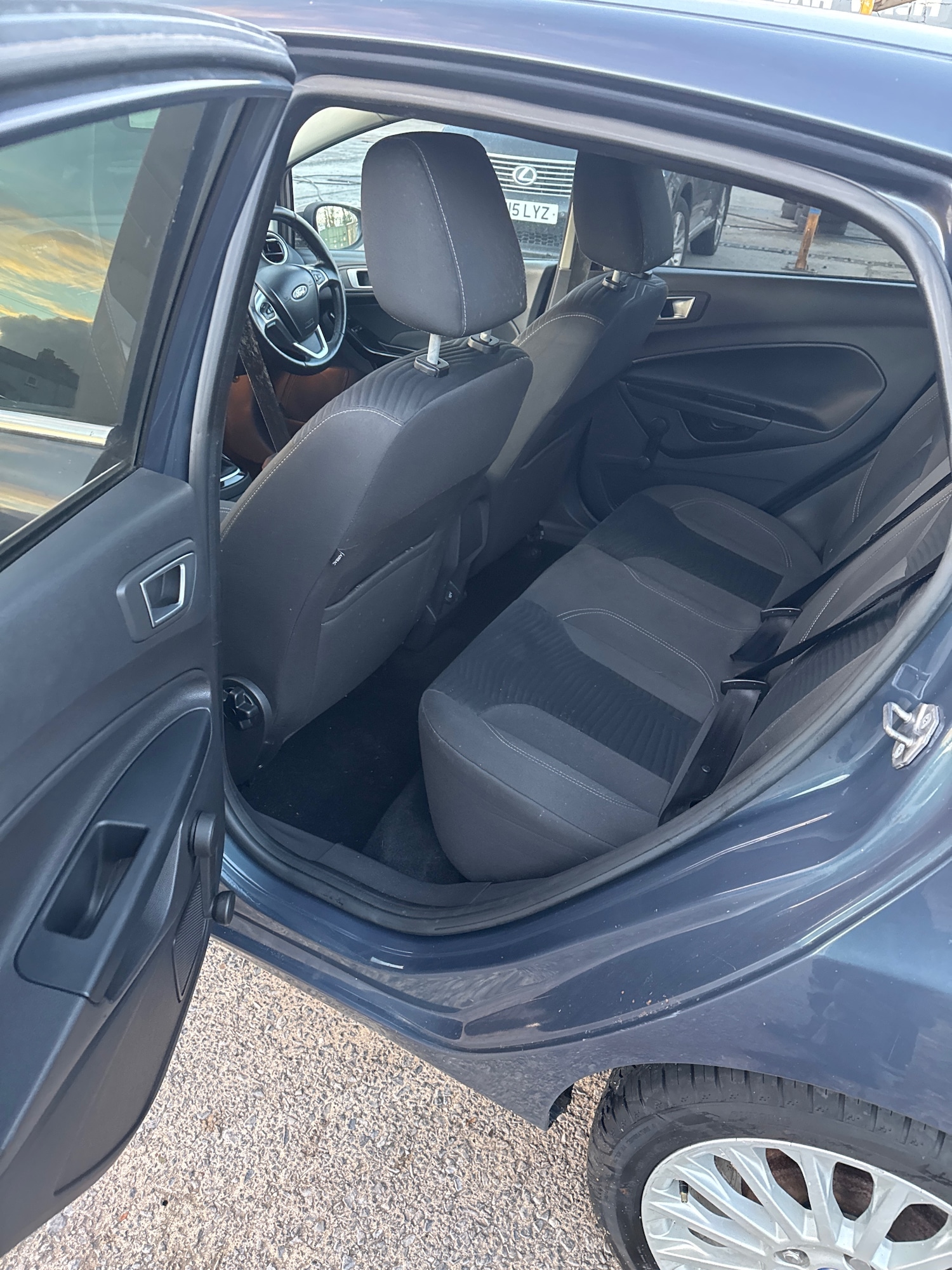 Used Ford Fiesta 2015 for sale - 76669897: Photo 7