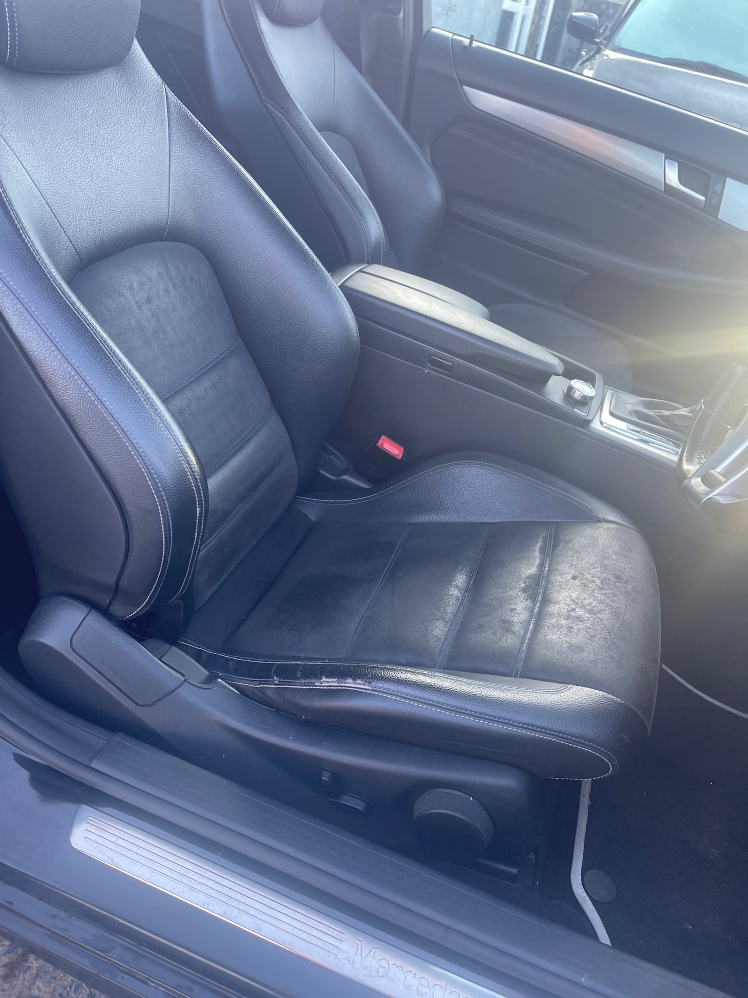 Used Mercedes-Benz C Class 2015 for sale - 77555138: Photo 3