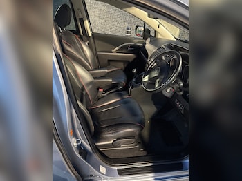 Used Mazda Mazda5 2010 for sale - 76847251: Photo