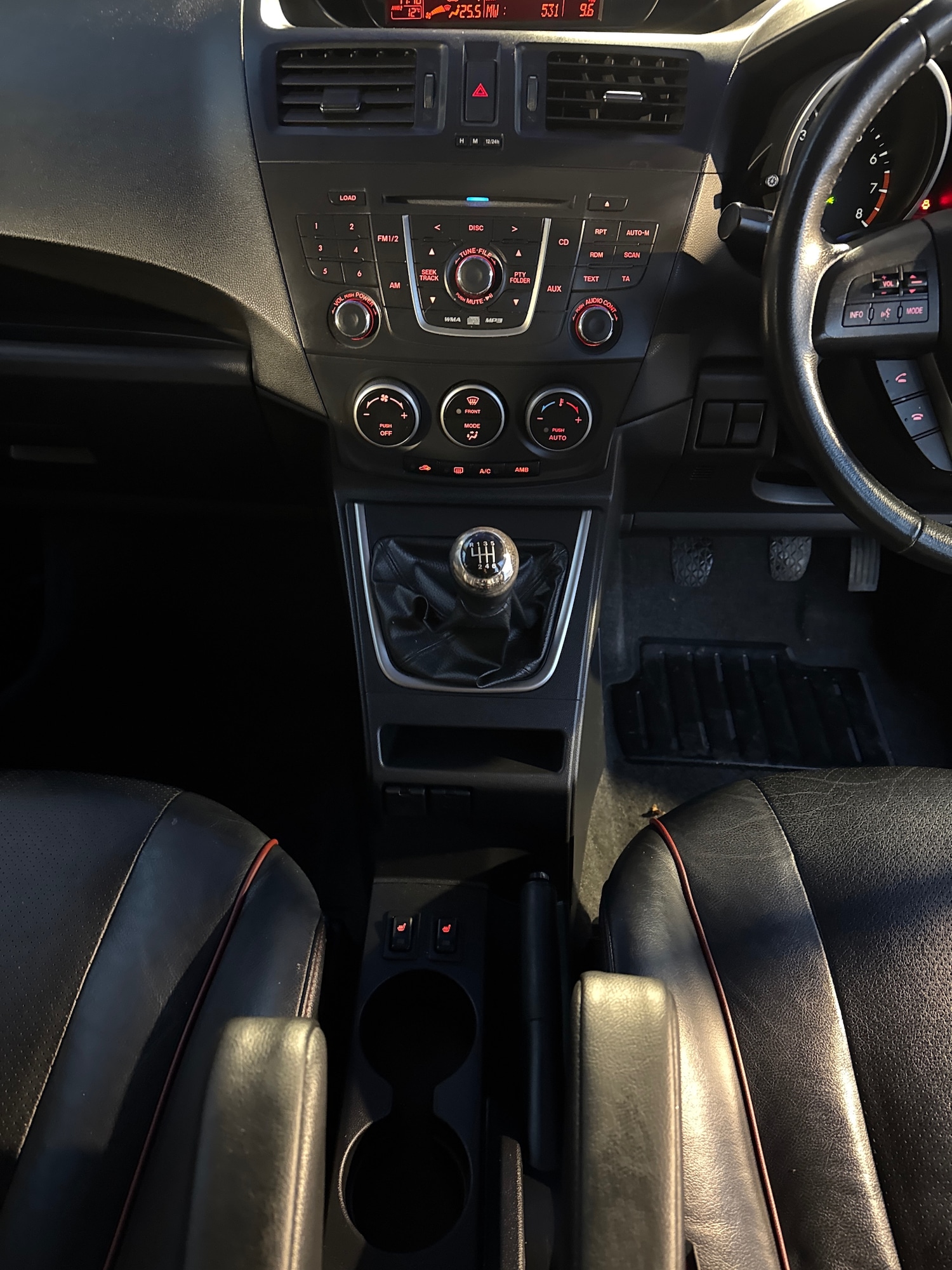 Used Mazda Mazda5 2010 for sale - 76847251: Photo 7