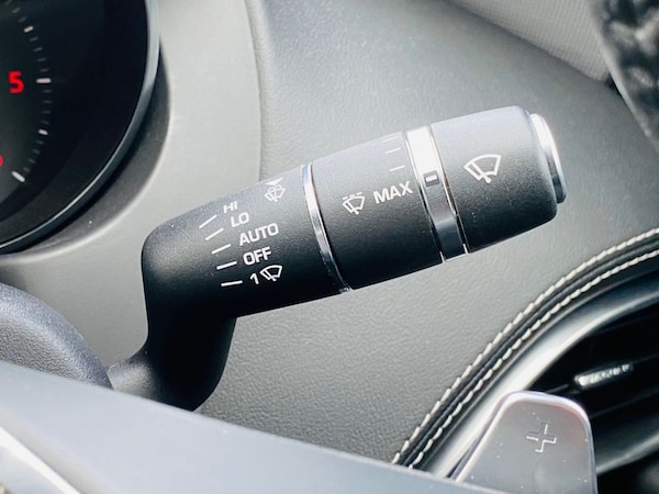 Used Jaguar XE 2017 for sale - 76173313: Photo 18
