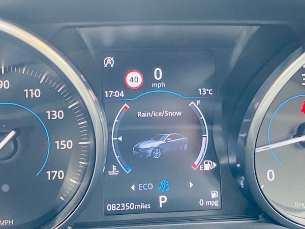 Used Jaguar XE 2017 for sale - 76173313: Photo 36