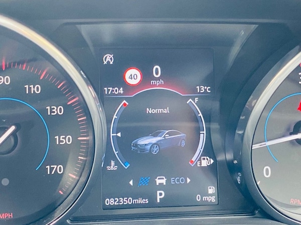 Used Jaguar XE 2017 for sale - 76173313: Photo 38