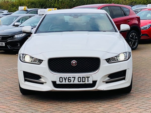 Used Jaguar XE 2017 for sale - 76173313: Photo 6