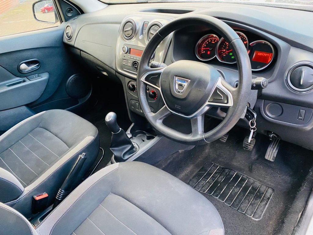 Used Dacia Sandero Stepway 2019 for sale - 76439418: Photo 2