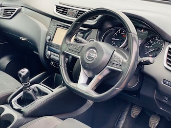 Used Nissan Qashqai 2018 for sale - 75916701: Photo