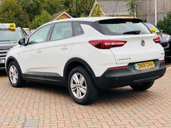 Used Vauxhall Grandland X 2018 for sale - 76095825: Photo 3