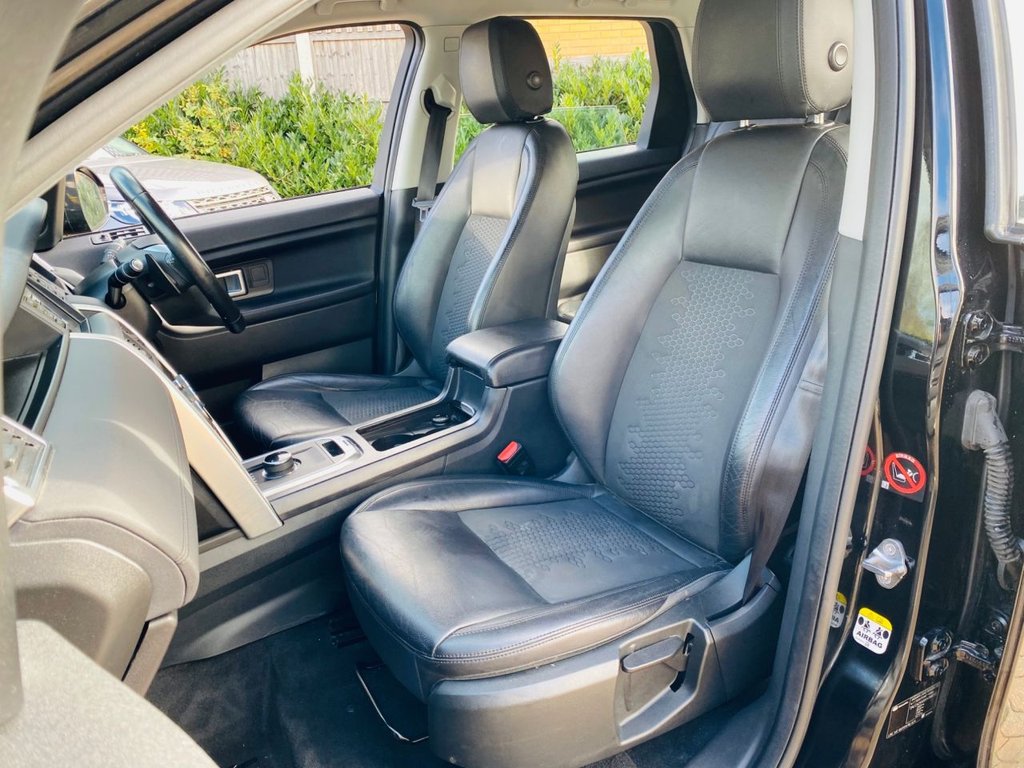 Used Land Rover Discovery Sport 2018 for sale - 76520473: Photo 16