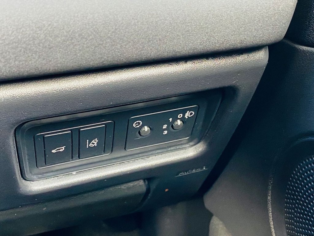 Used Land Rover Discovery Sport 2018 for sale - 76520473: Photo 17