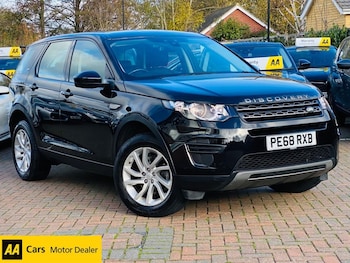 Used Land Rover Discovery Sport 2018 for sale - 76520473: Photo