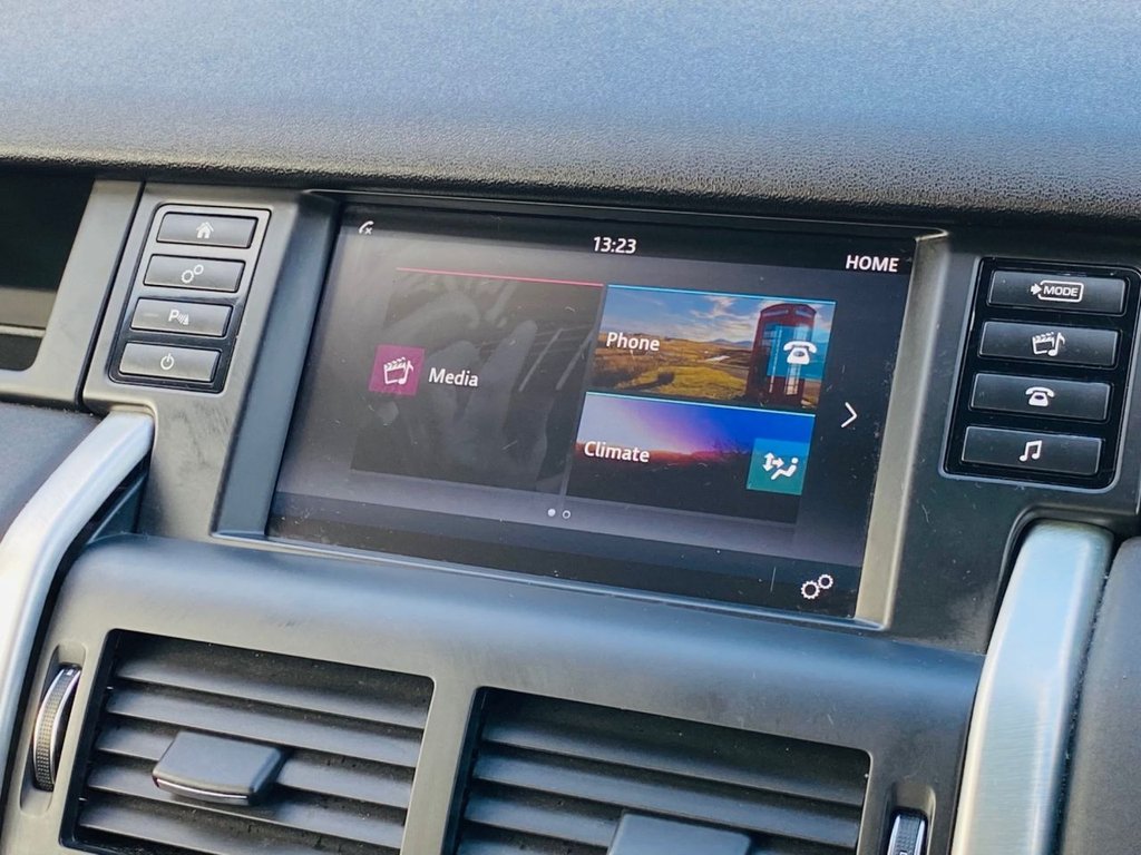 Used Land Rover Discovery Sport 2018 for sale - 76520473: Photo 21