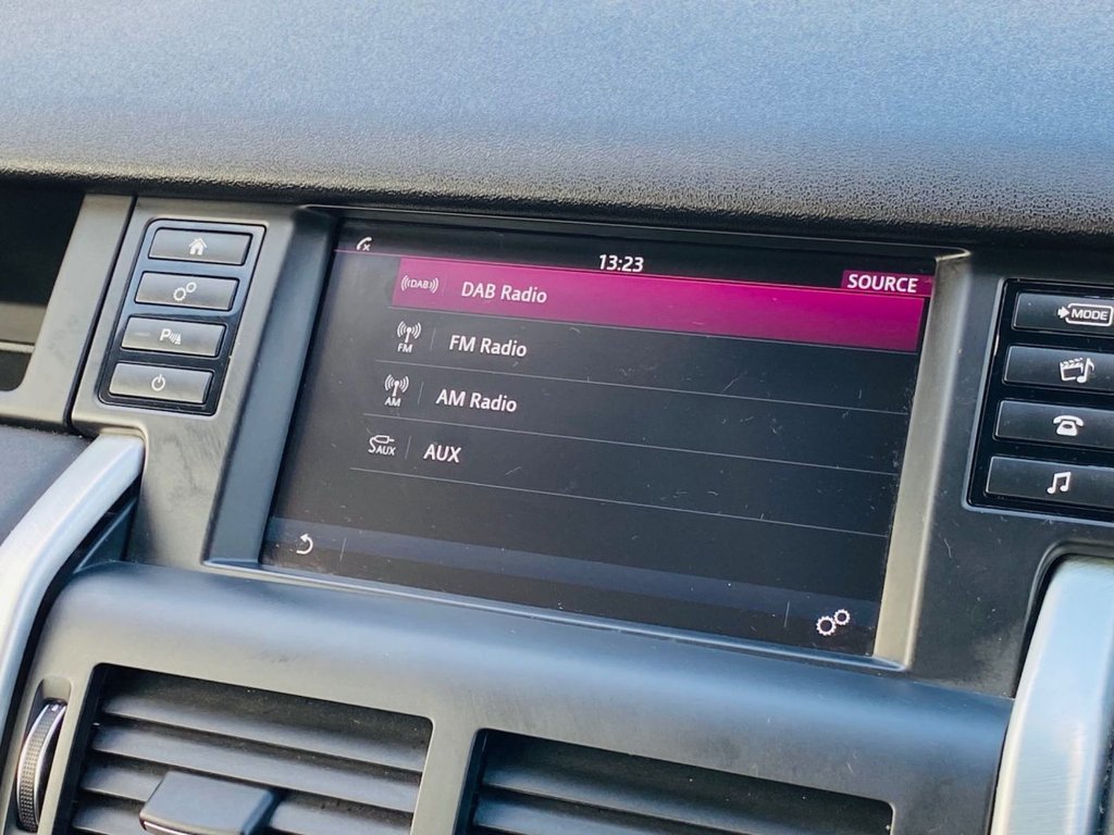 Used Land Rover Discovery Sport 2018 for sale - 76520473: Photo 26