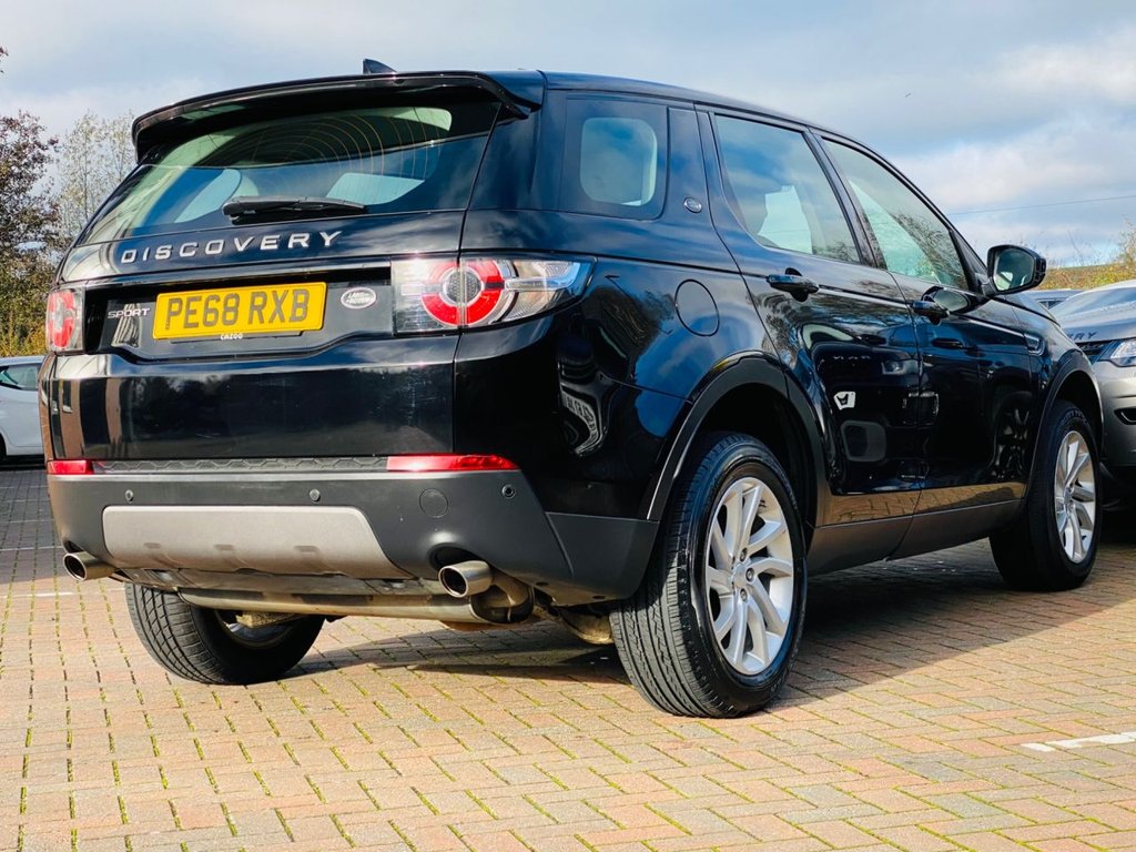 Used Land Rover Discovery Sport 2018 for sale - 76520473: Photo 9