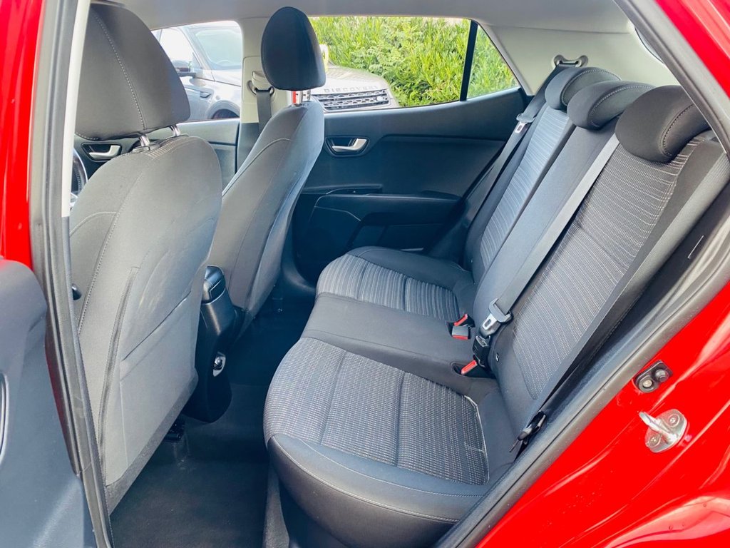 Used Kia Stonic 2018 for sale - 75985872: Photo 12