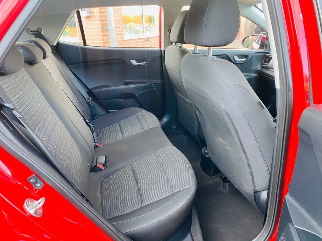 Used Kia Stonic 2018 for sale - 75985872: Photo 15