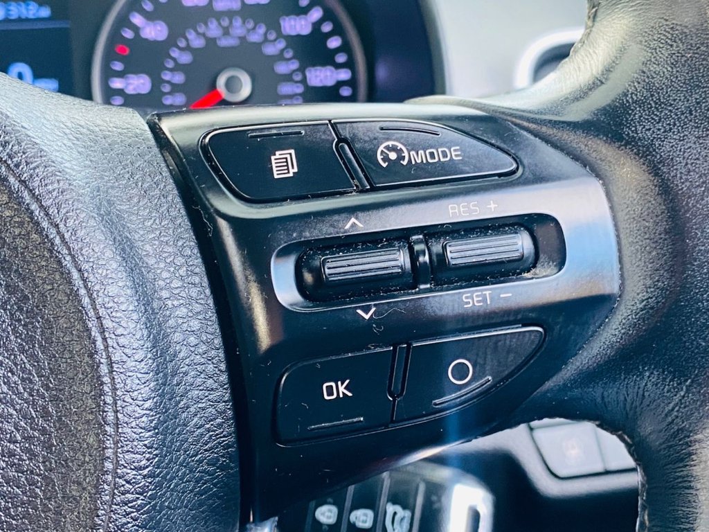 Used Kia Stonic 2018 for sale - 75985872: Photo 19