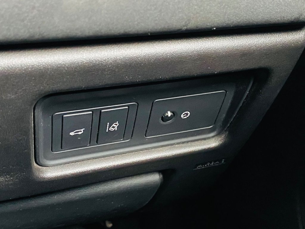 Used Land Rover Discovery Sport 2016 for sale - 76173304: Photo 18