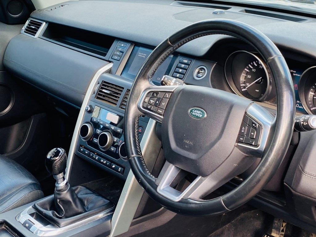 Used Land Rover Discovery Sport 2016 for sale - 76173304: Photo 2