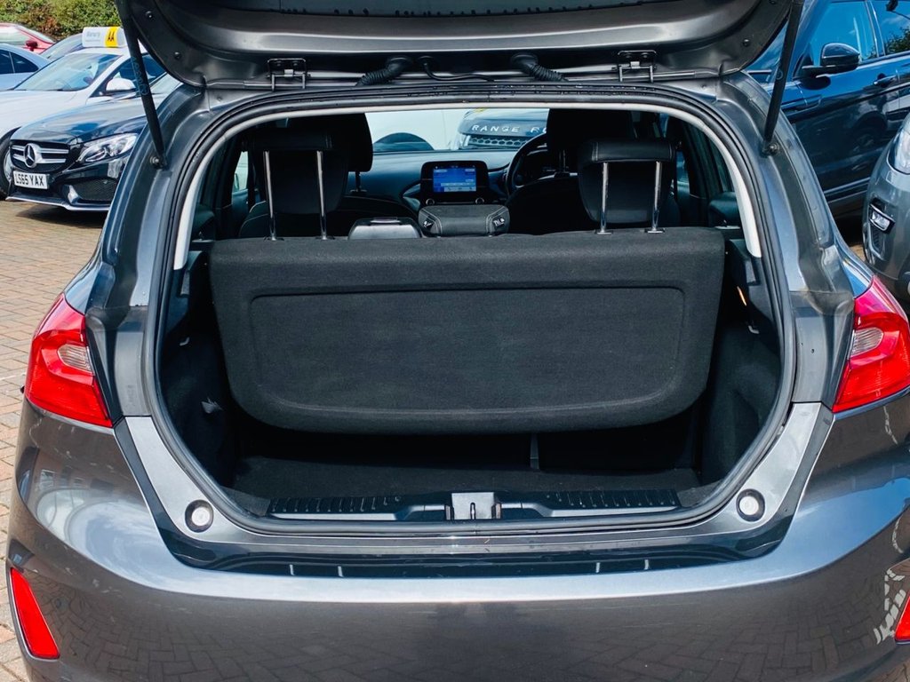 Used Ford Fiesta 2017 for sale - 76389915: Photo 10