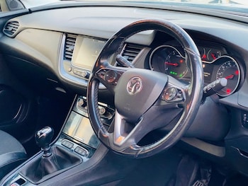 Used Vauxhall Grandland X 2018 for sale - 76469901: Photo