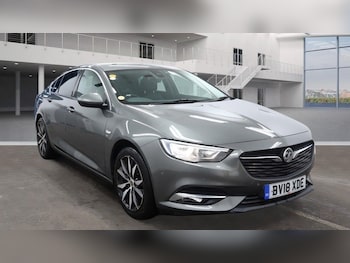 Vauxhall - Insignia